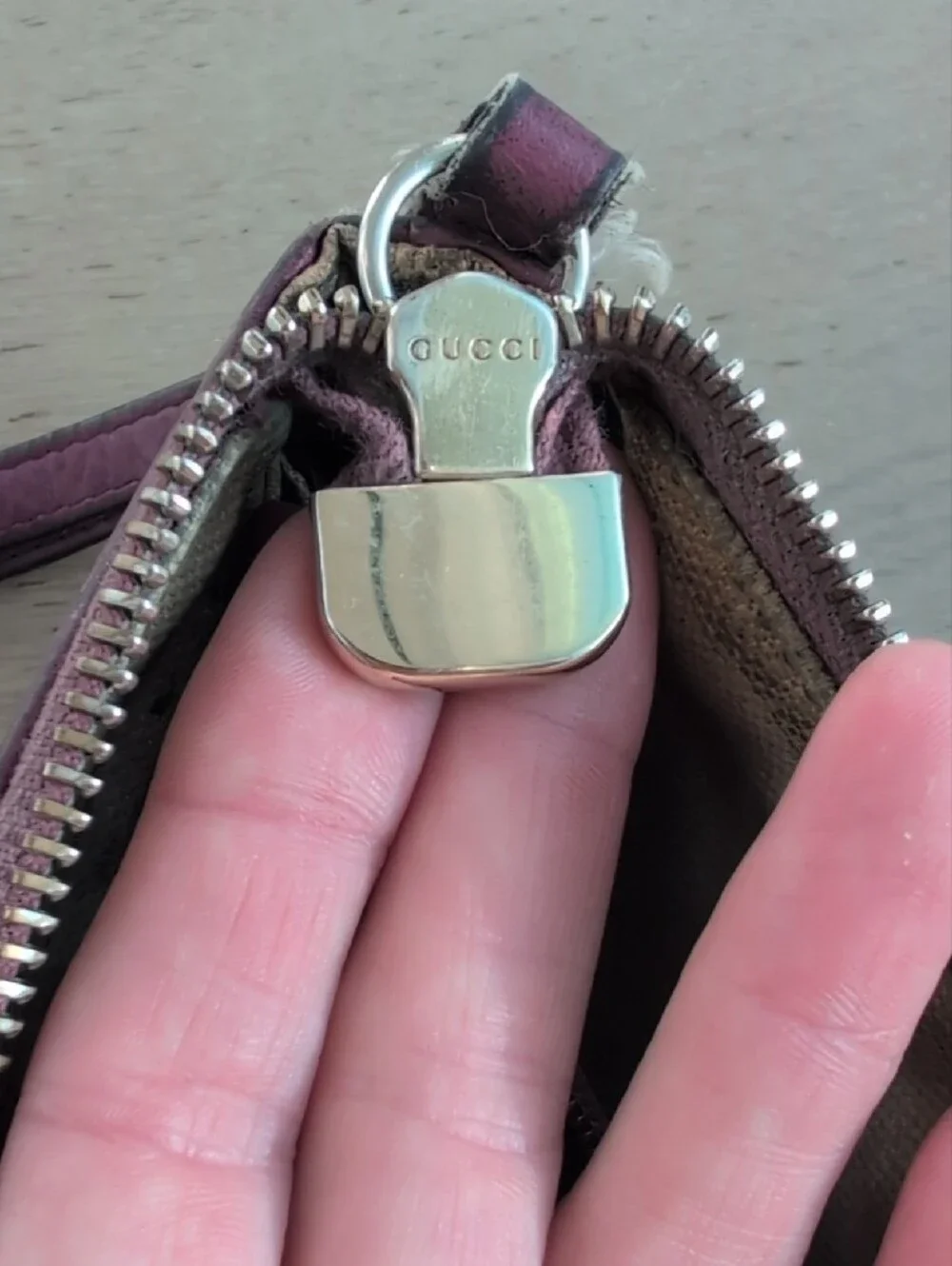 Gucci Purple Leather Wristlet Wallet - Picture 6 of 6